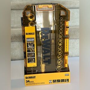 Dewalt DWM T73804 Drive Socket Ratchet Set with Carrying Case - 34 Piece